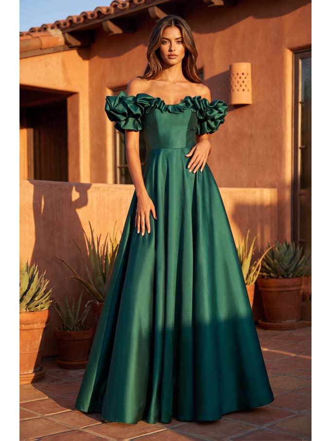 Robe de Bal Longue en Satin à Volants et Épaules Dénudées