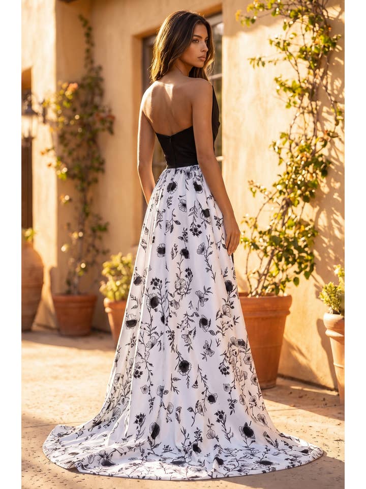 Robe Longue Asymétrique à Épaule Dénudée et Panneaux Floraux