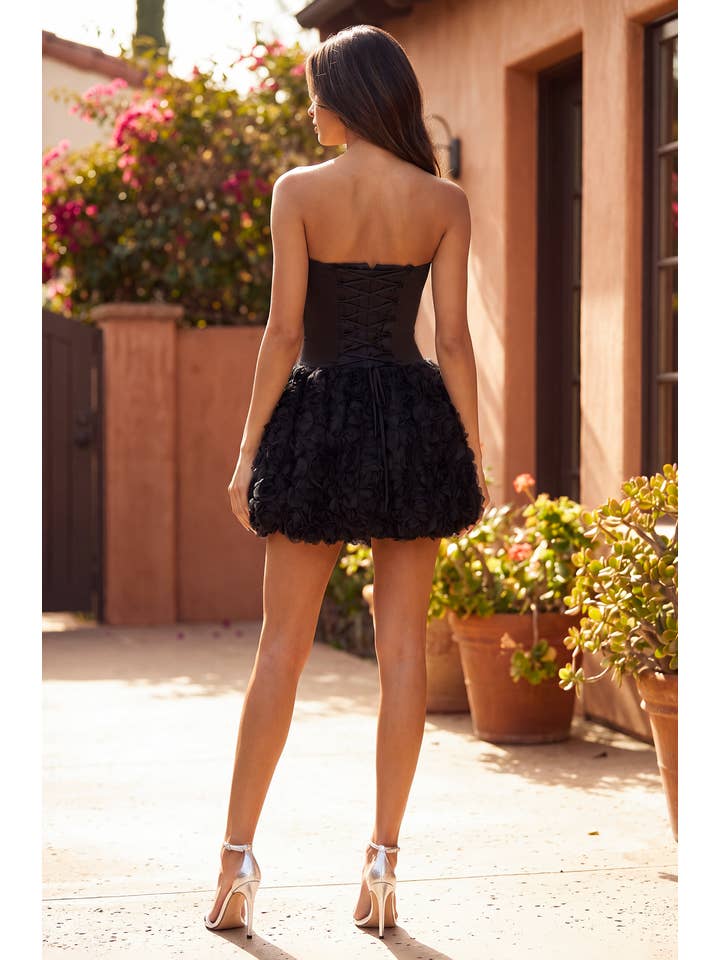 Robe De Cocktail Corset Sculptée Avec Bulle Texturée
