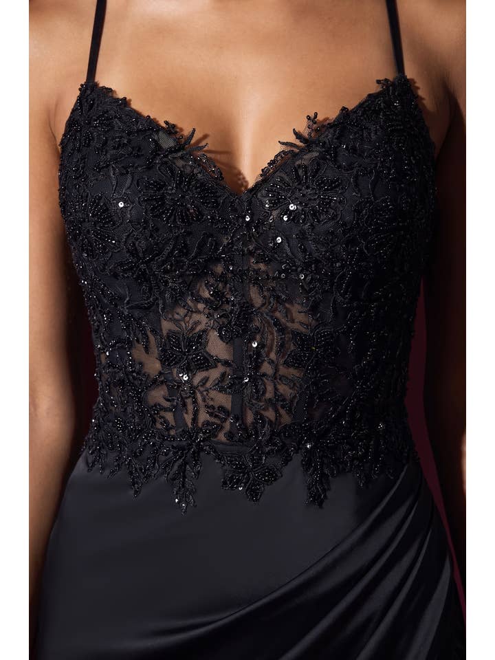 Robe de Soirée Longue à Corsage en Dentelle Florale et Paillettes