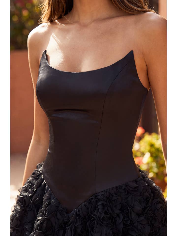 Robe De Cocktail Corset Sculptée Avec Bulle Texturée
