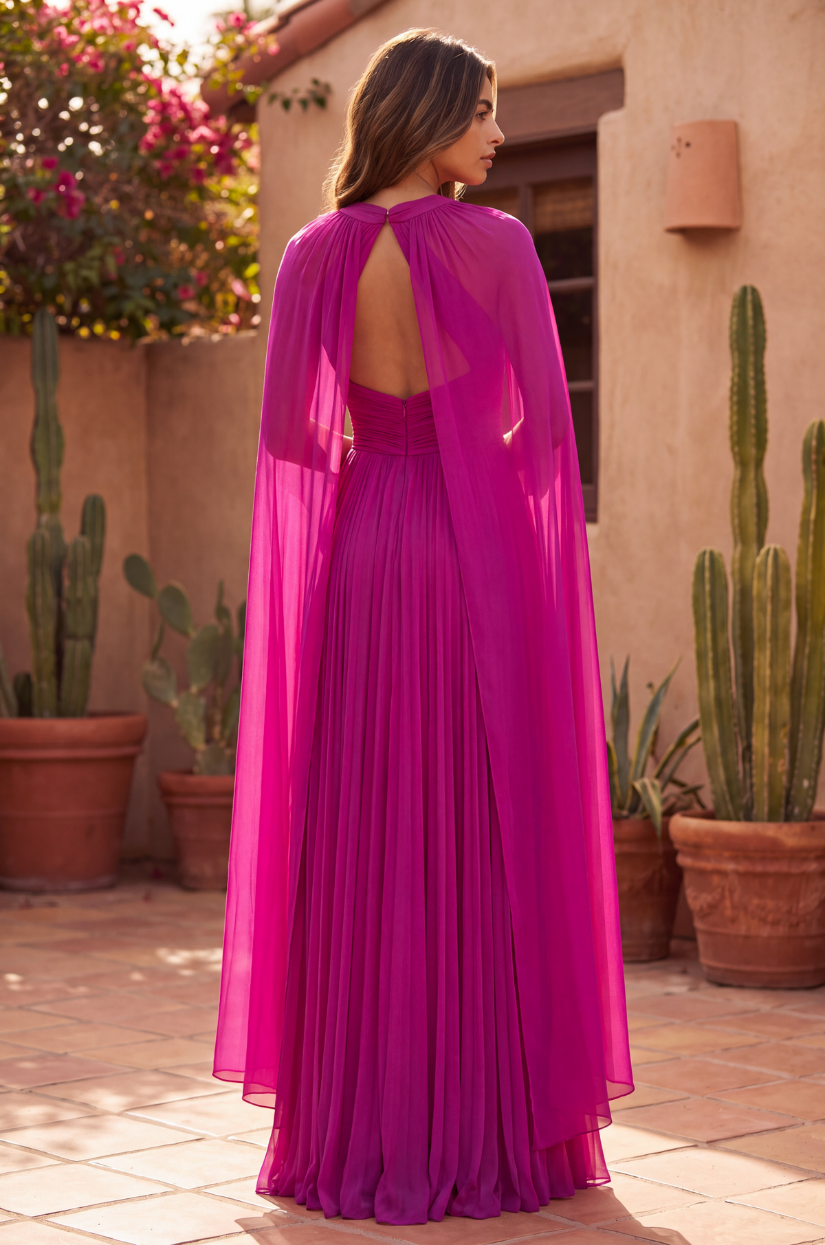 Kos Couture Robe Longue de Soirée Trapèze Manches Cape Femme