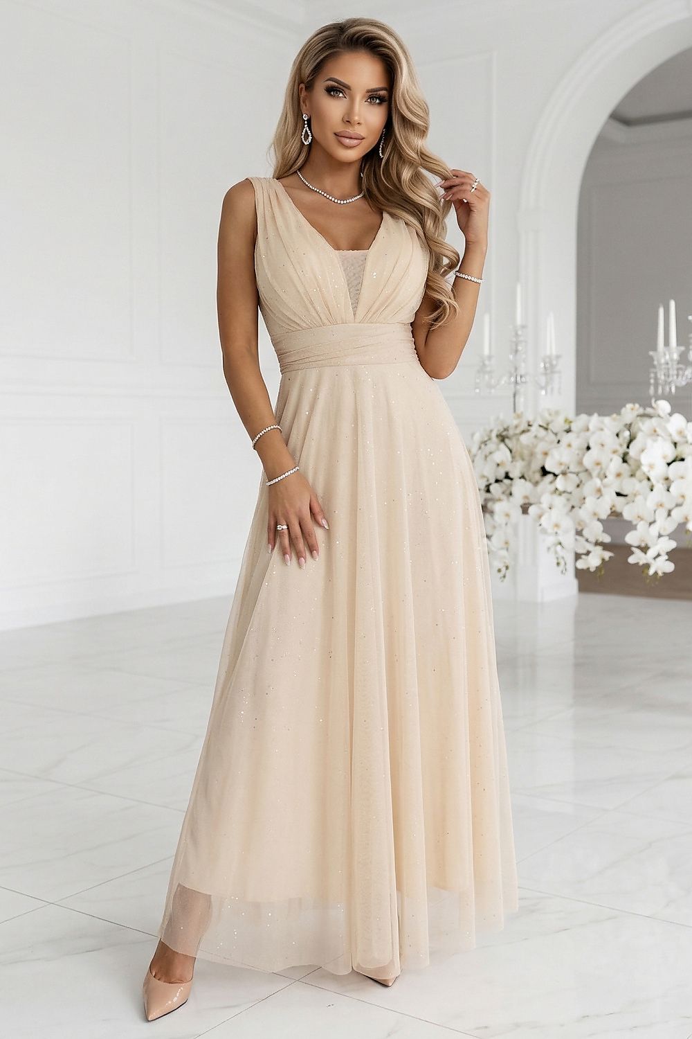  Robe longue model 227073 Numoco 