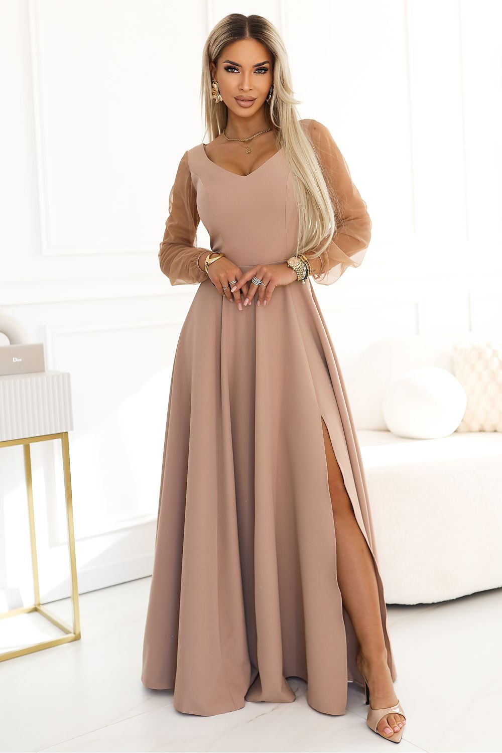  Robe longue model 227090 Numoco 