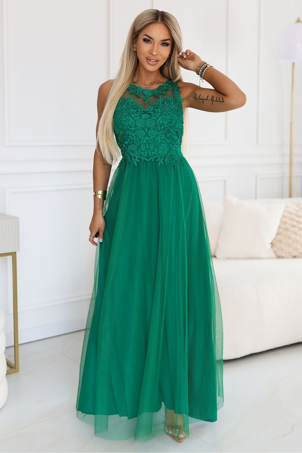  Robe longue model 227719 Numoco 